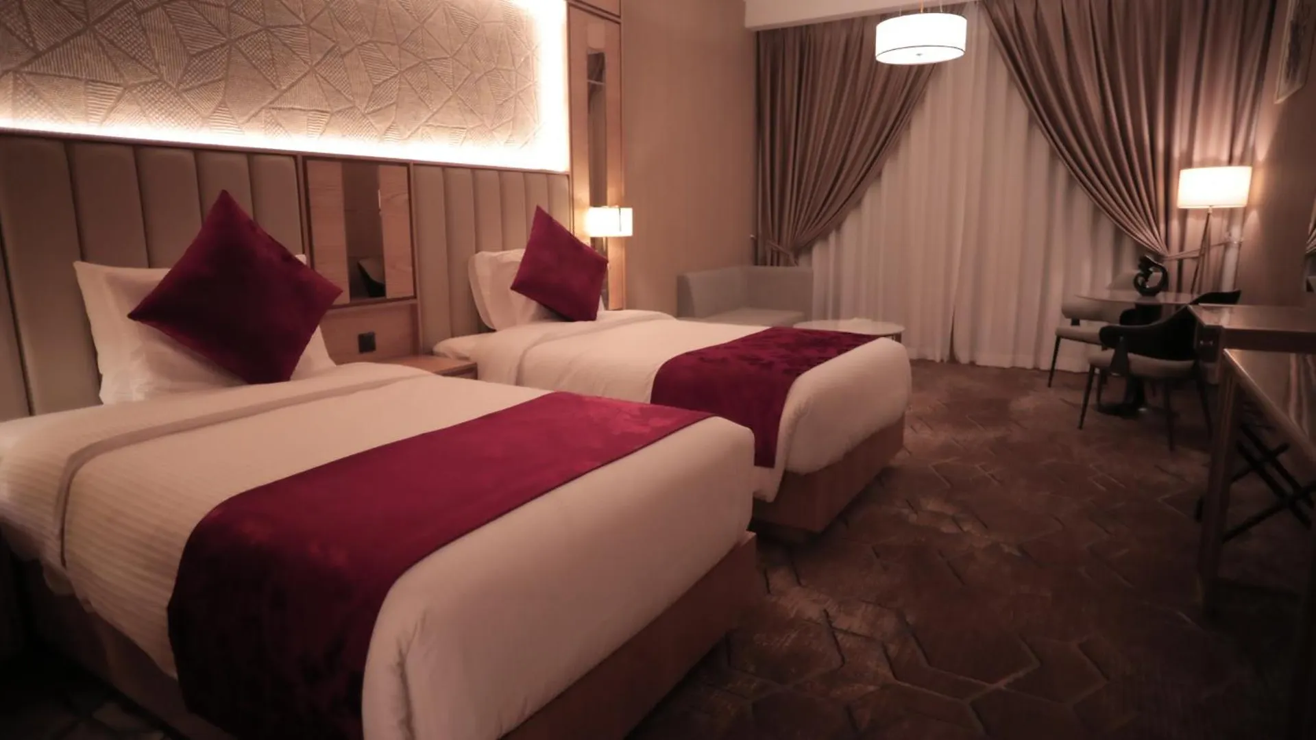 La Zona Continental Hotel دبي 4*,